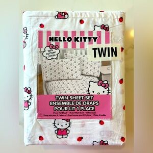 Hello Kitty Twin sheet set NWT